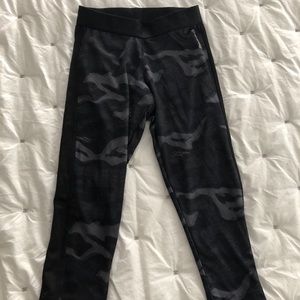Reebok Cropped Workout Pants